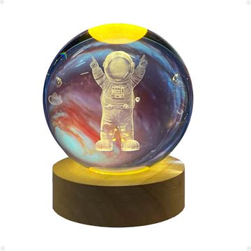 Imagen de Lampara Bola Cristal Led Veladora Con Base Madera Astronauta